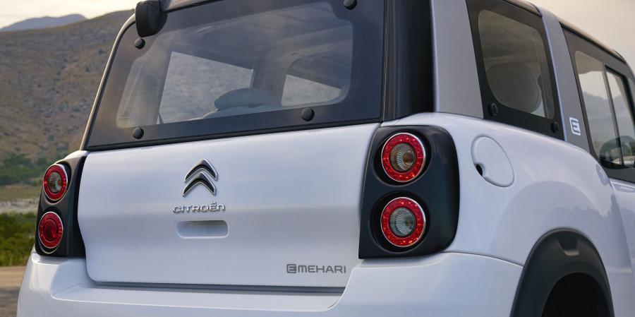  Citroen E-Mehari 2018 года  (фото 3 из 26)